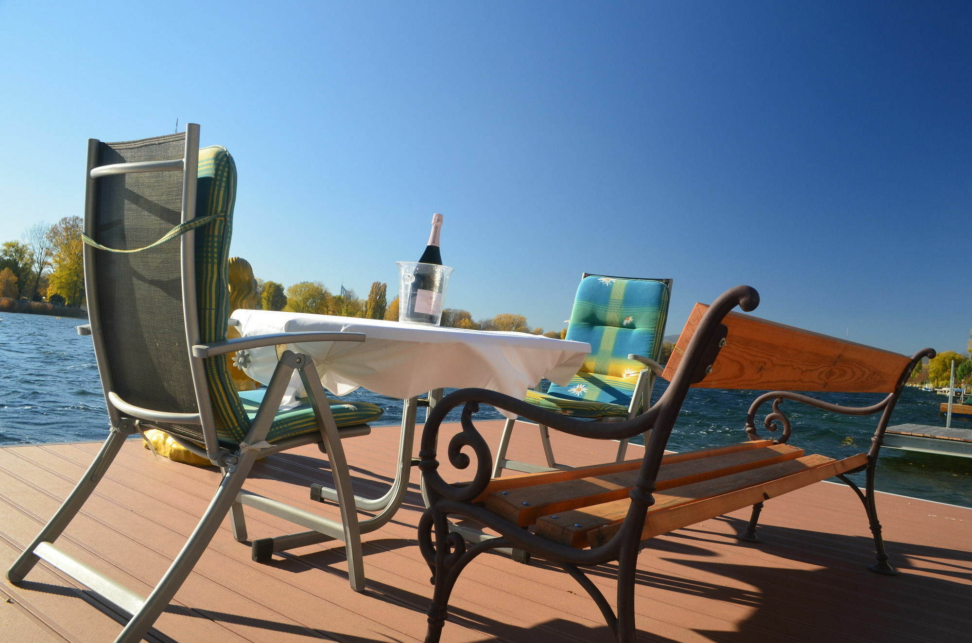 Ajo Vienna Beach - Contactless Check-In Exterior foto